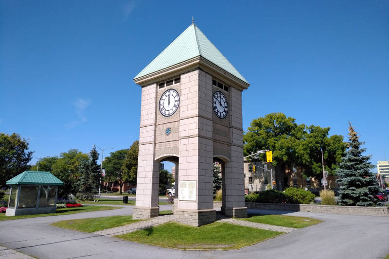 Lamoureux Park Clock Tower getting repaired - Cornwall Newswatch